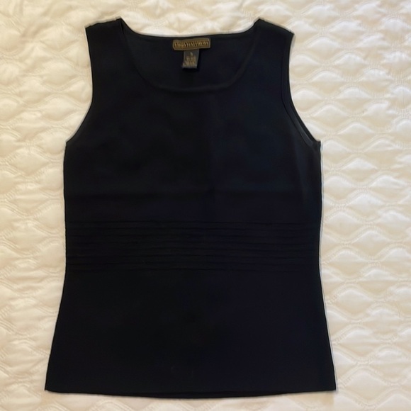 ⭐️⭐️SALE⭐️⭐️LINDA MATTHEWS BLACK CARDIGAN SWEATER SET Size M - Picture 4 of 7